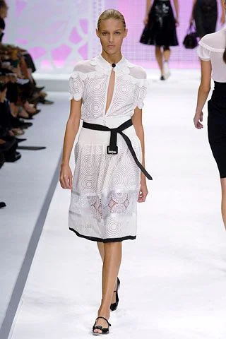 Look 27